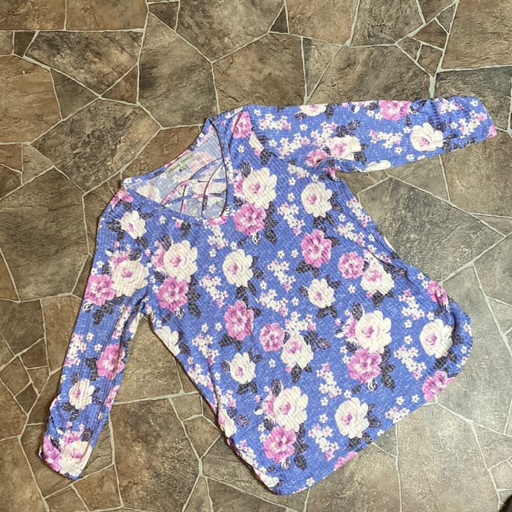 Absolutely Famous Floral Lightweight 3/4 Sleeve Top Sz L - Picture 2 of 10